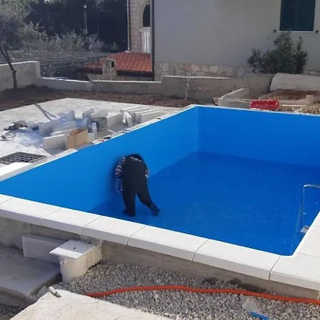 Dandy With Pool 2 Bedrooms * Jezera