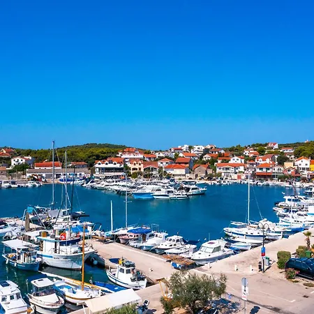 Dandy With Pool 2 Bedrooms Appartamento