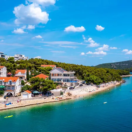 Appartamento Dandy With Pool 2 Bedrooms *