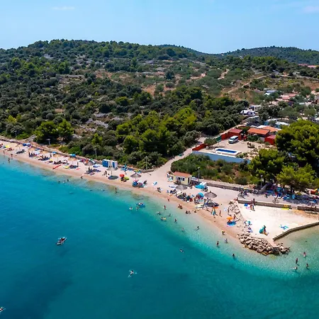 Apartment Dandy With Pool 2 Bedrooms Jezera
