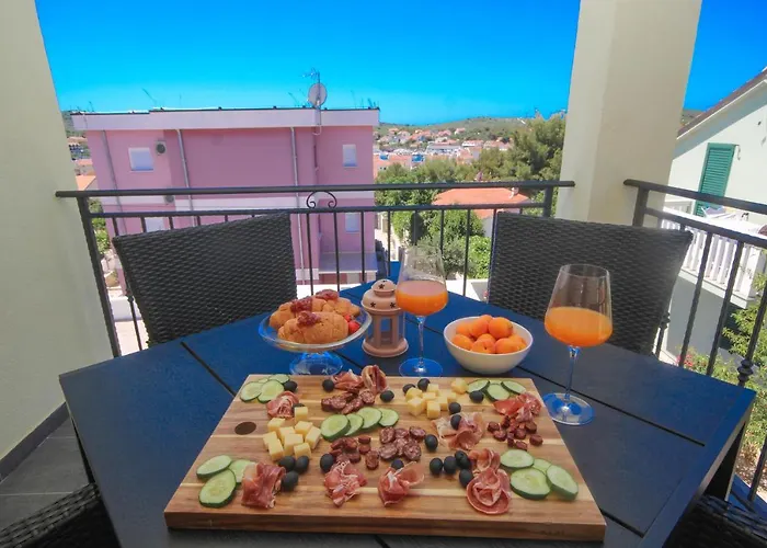 Dandy With Pool 2 Bedrooms * Jezera