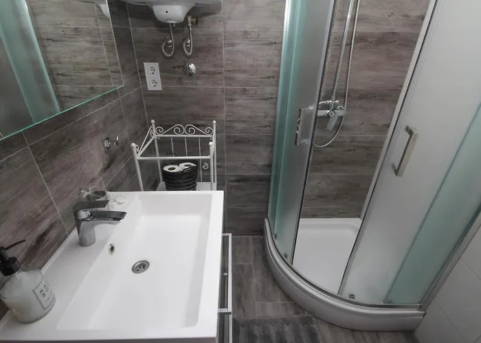 Dandy With Pool 2 Bedrooms * 제제라