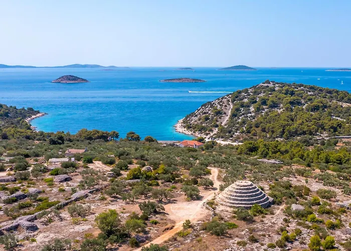 Dandy With Pool 2 Bedrooms 아파트 *